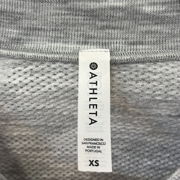 Athleta Foresthill Ascent Long Sleeve Wool Blend Ruched Top Gray Size XS GUC - Picture 9 of 16